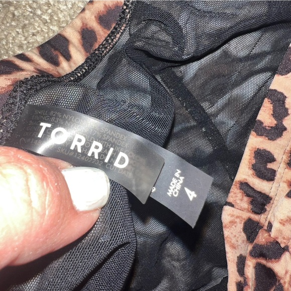 Torrid High-Rise Ruched Bikini Bottom Leopard Print Size 4X (26) - Picture 13 of 13